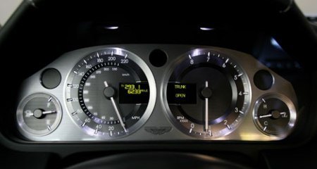 Aston Martin V8 Vantage gauges