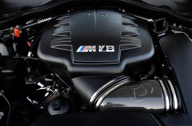 Dinan S3 R BMW M3 engine