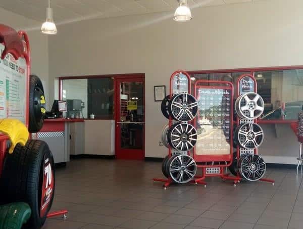 In store - Discount Tire