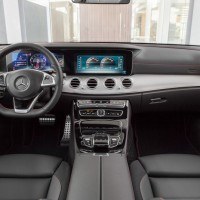 2017 Mercedes-AMG E43 Dashboard