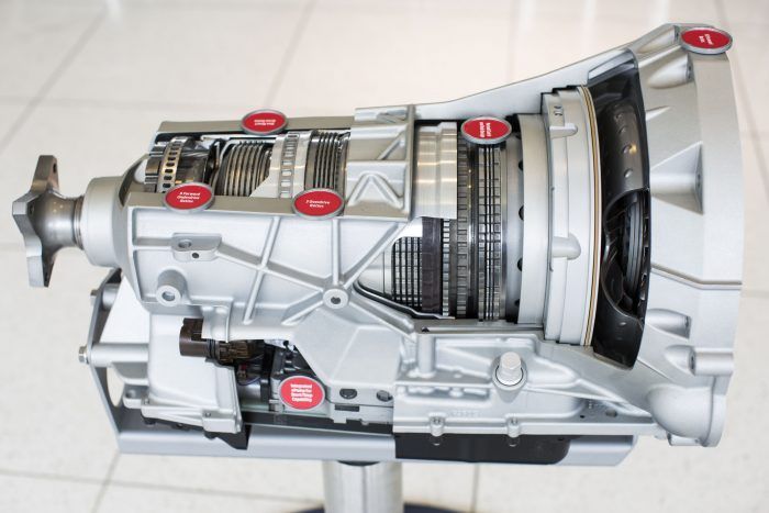 The 10-speed transmission uses advanced materials and alloys to save weight, and it is the first Ford gearbox that does not use cast-iron components. Photo: Ford Motor Company