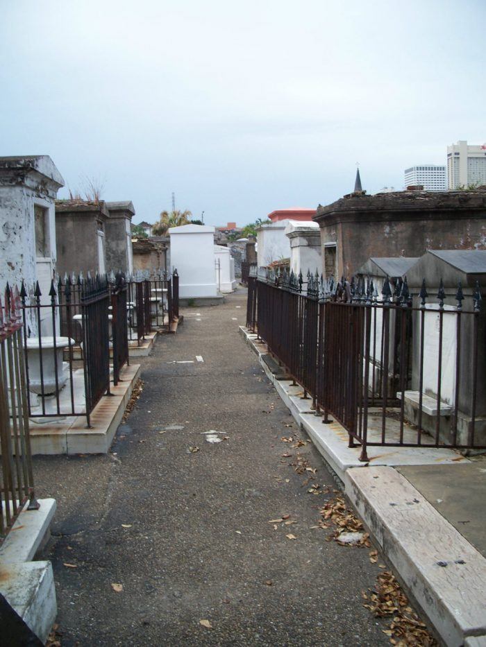 st-louis-cemetery-1-new_orleans