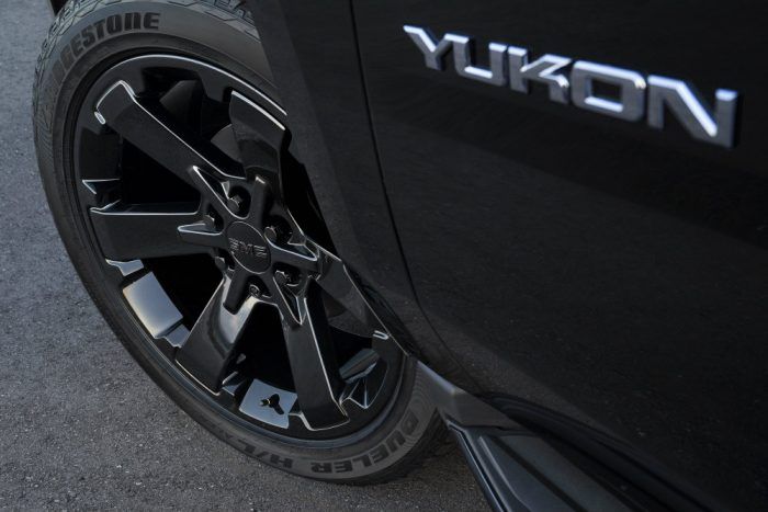 2019 GMC Yukon Graphite Performance Edition Wheels 023