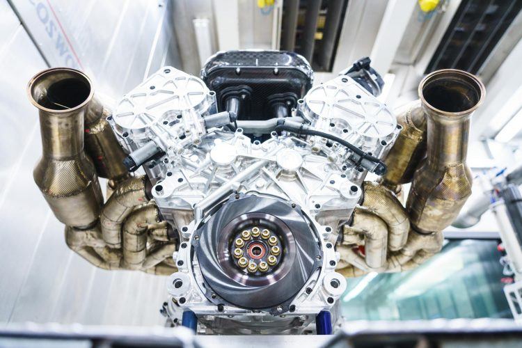 Aston Martin Valkyrie Engine 7 leadimage