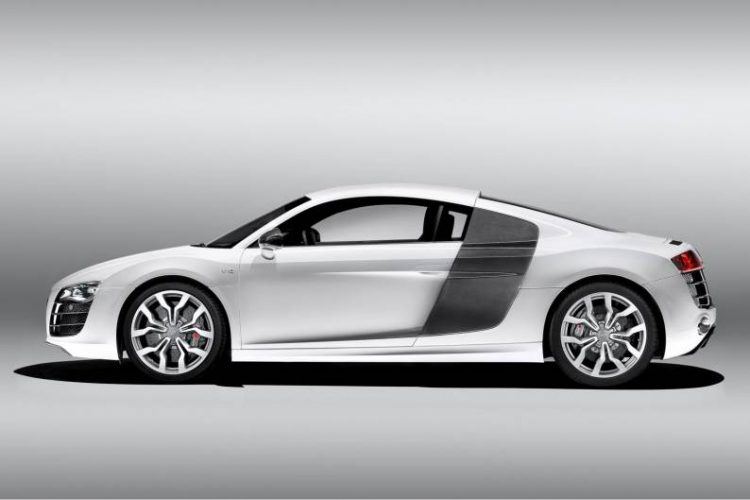 2009 Audi R8 V10 side