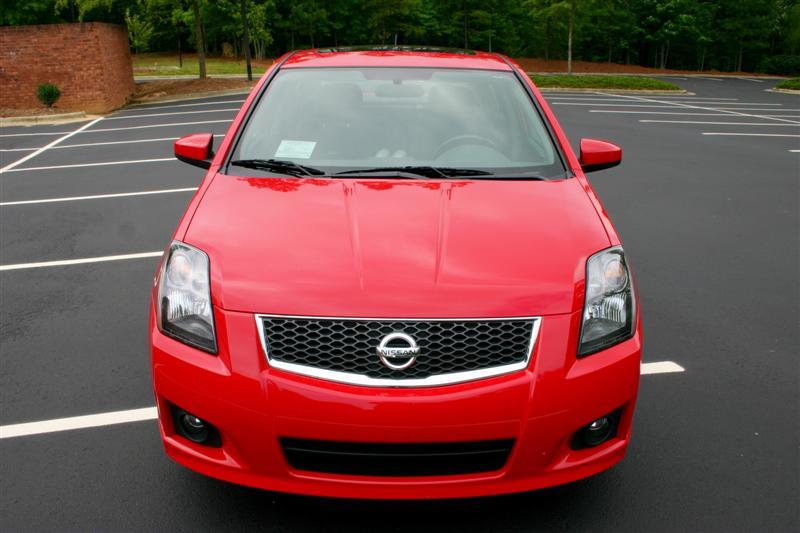 2008 Nissan Sentra SE-R front