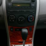 2009 Toyota Corolla XLE center console