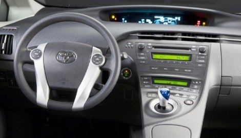 2010 Toyota Prius interior