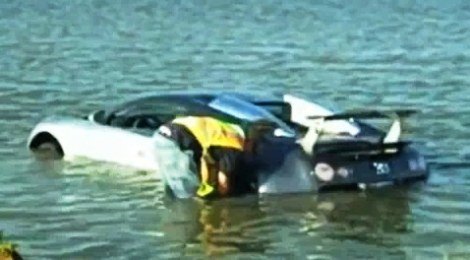 Bugatti Veyron lake crash