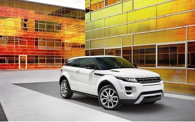 land rover evoque front side