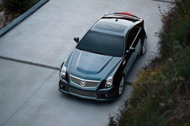 Cadillac CTS-V Coupe Front ViewAbove