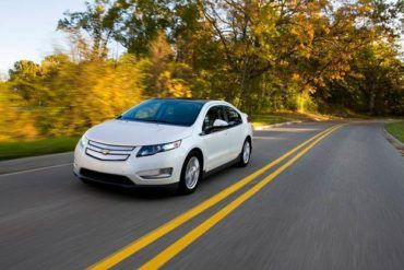 2013 Chevy Volt sees slight surge in upgrades adds new drive mode and safety features