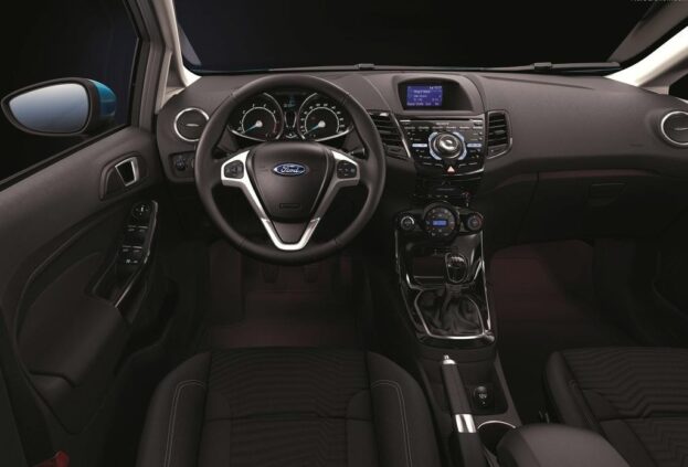 Ford Fiesta 2013 1280x960 Papéis de Parede 08