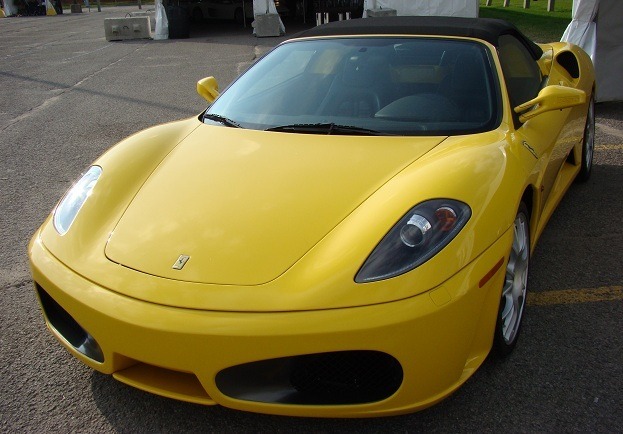 Ferrari F430 Spider yellow