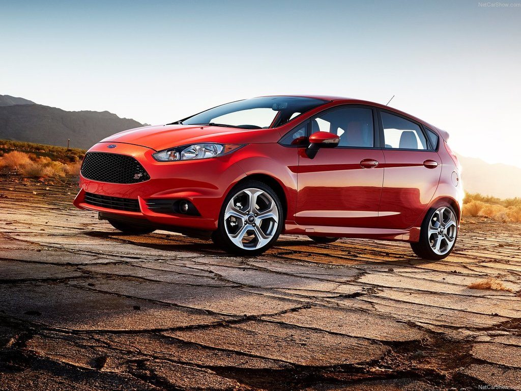 Ford-Fiesta_ST_2014