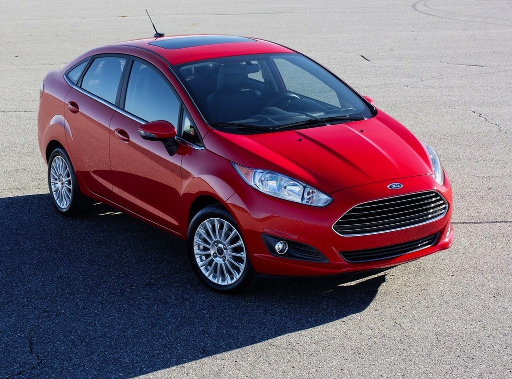 Ford-Fiesta_Sedan_2014_1280x960_wallpaper_02