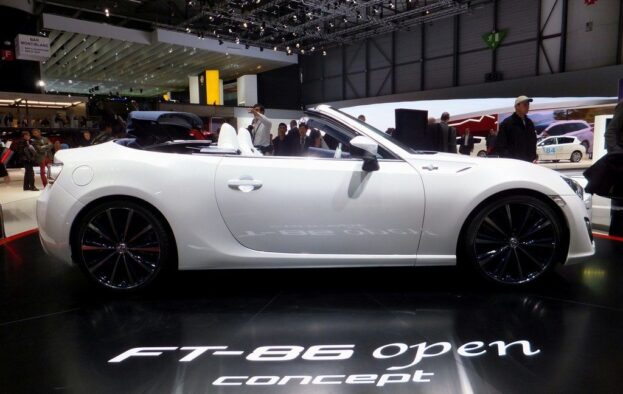 Toyota FT-86 Open Concept (1)