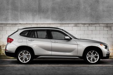 2013 BMW X1 side