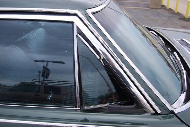 1968 Oldsmobile 442 Vent Windows