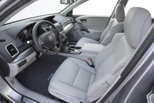 2016 Acura RDX interior