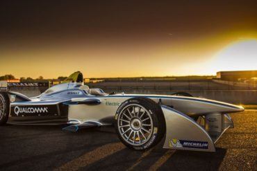 Formula E Announces Driverless ROBORACE