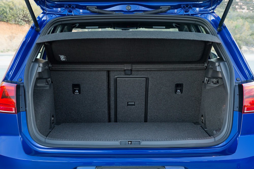 2016 Volkswagen Golf R Rear Hatch