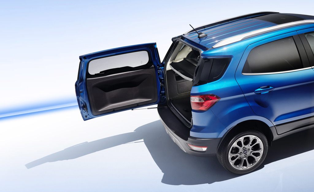 All Ford EcoSport models feature swing-gate-style tailgate.