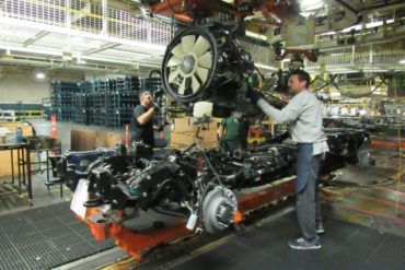 GM Flint Assembly Duramax Diesel Engine