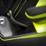 Aston Martin Vantage Lime Essence 20