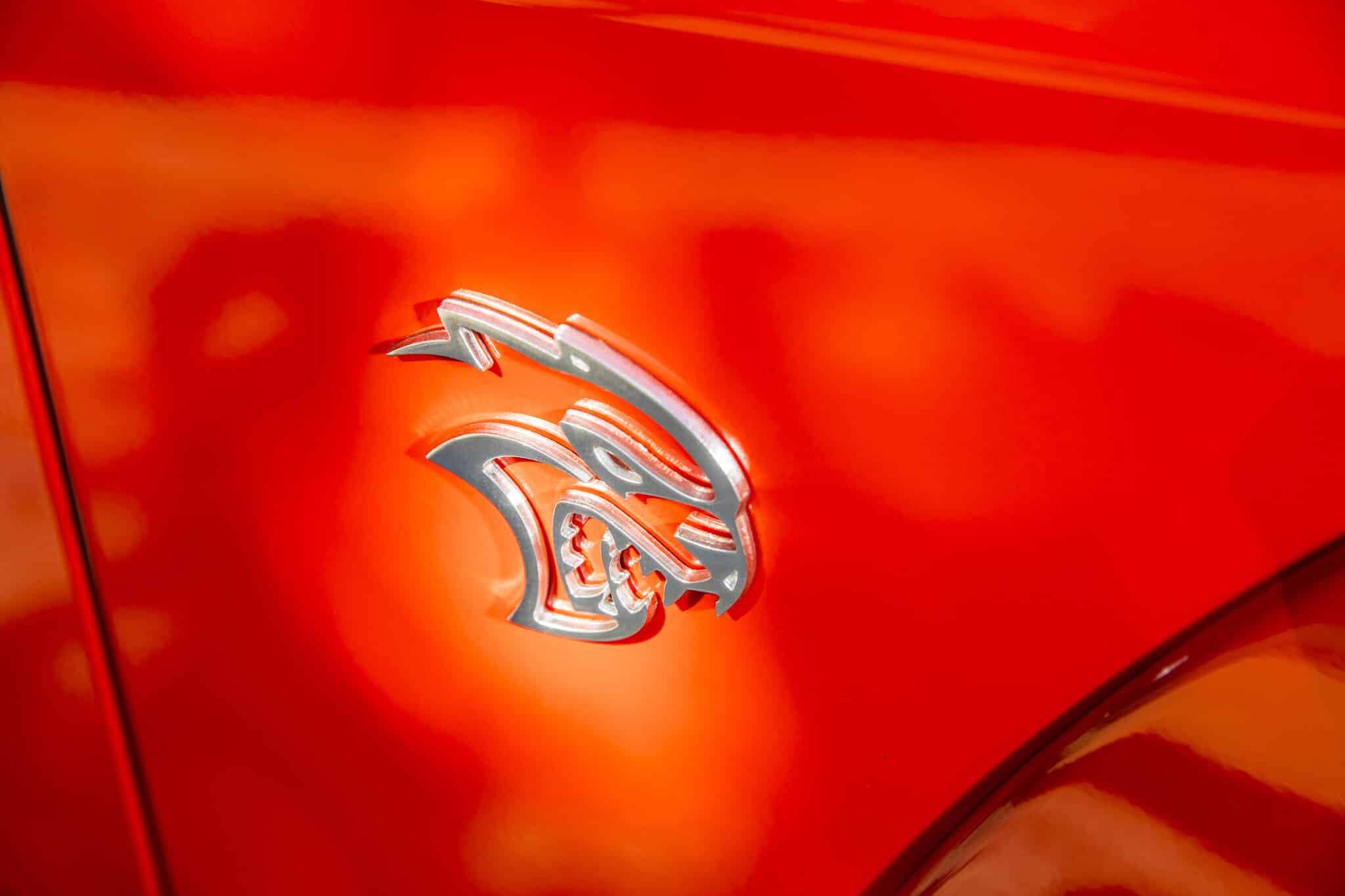 Dodge Challenger SRT Hellcat Logo scaled