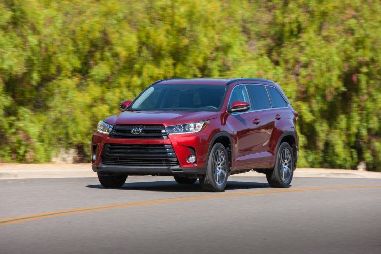 2019 Toyota Highlander SE Review: Ideal For Active Families