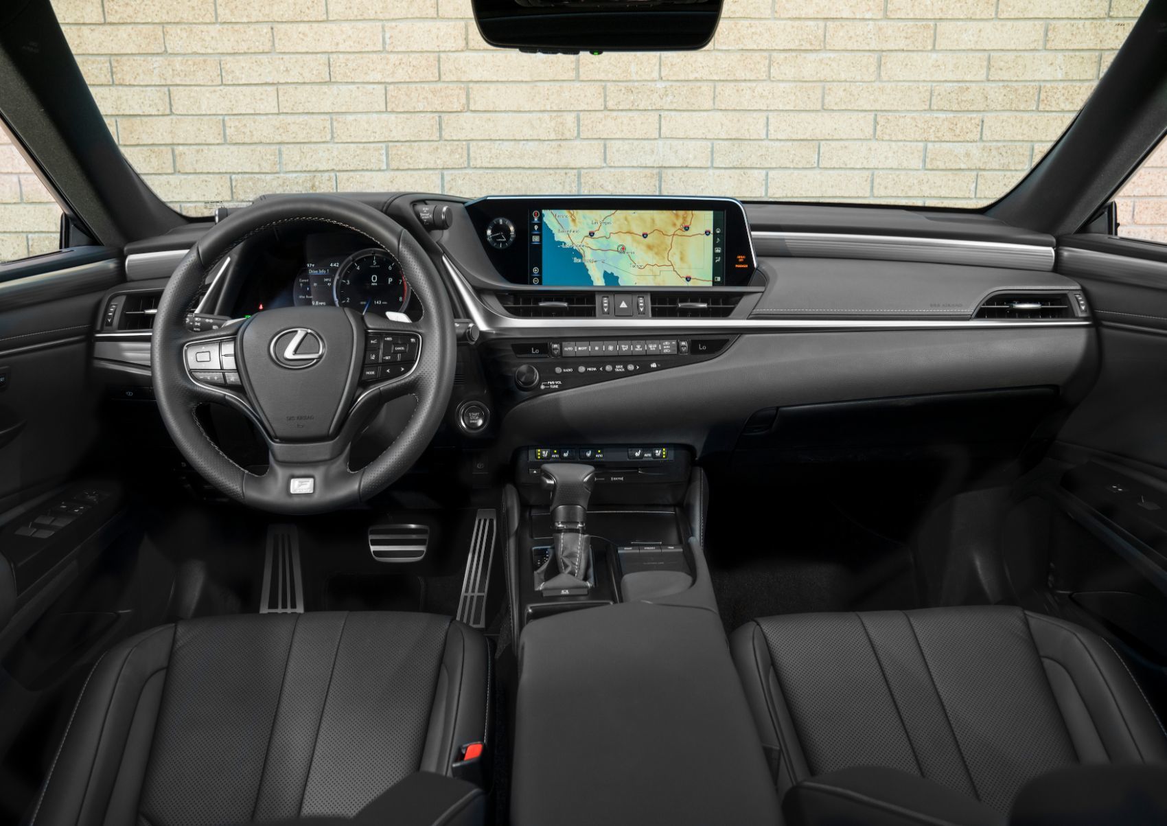 2020 Lexus ES interior layout.