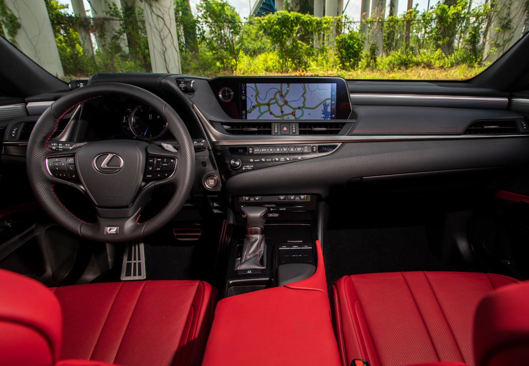 2020 Lexus ES 350 F Sport interior layout.