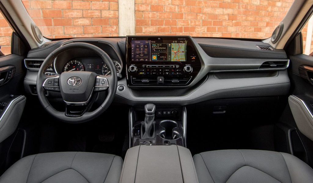 2020 Toyota Highlander interior layout.