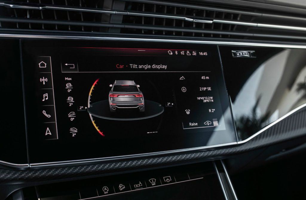 Audi RS Q8 6
