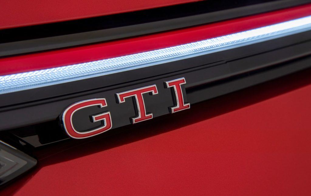 Volkswagen Golf GTI 13