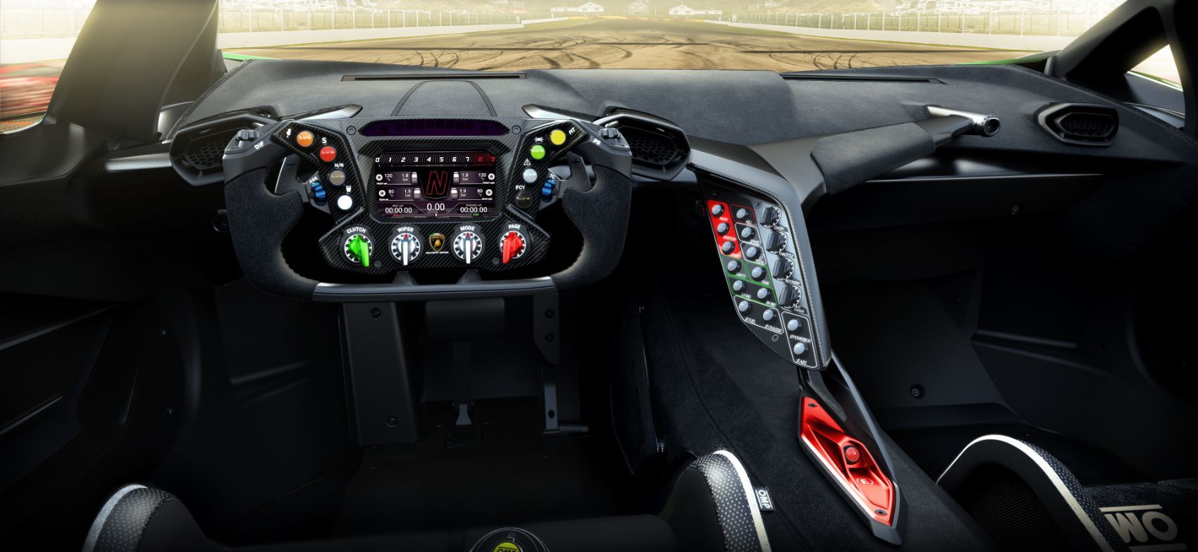 Peter Palmer: Lamborghini Essenza SCV12: By The Track ...
