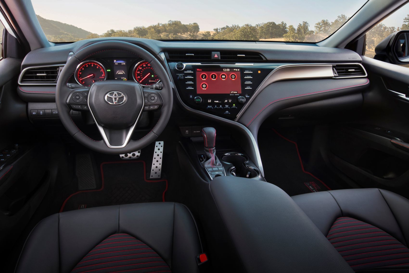 2023 Toyota Camry Se Red Interior