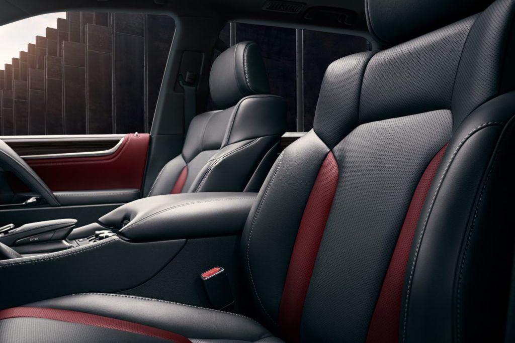 2021 Lexus LX 570 interior layout.