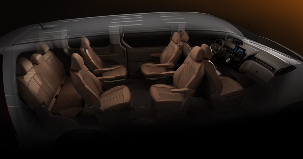 Hyundai STARIA (nine-passenger) interior layout.