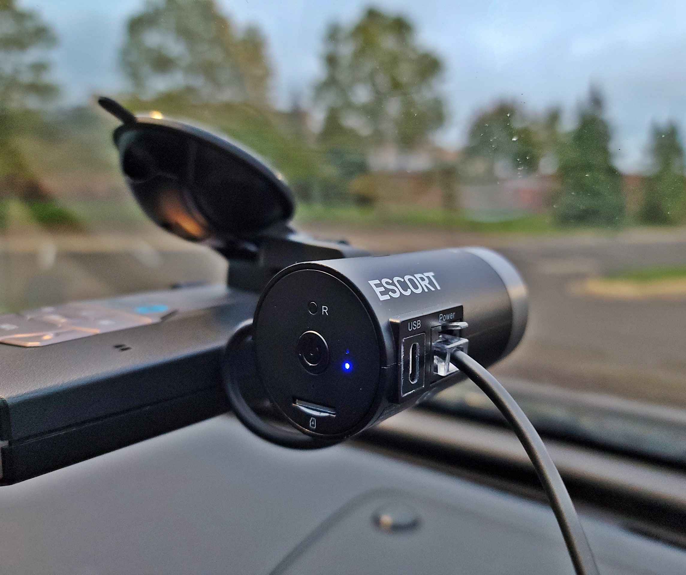 Escort M2 Dash Camera (20)