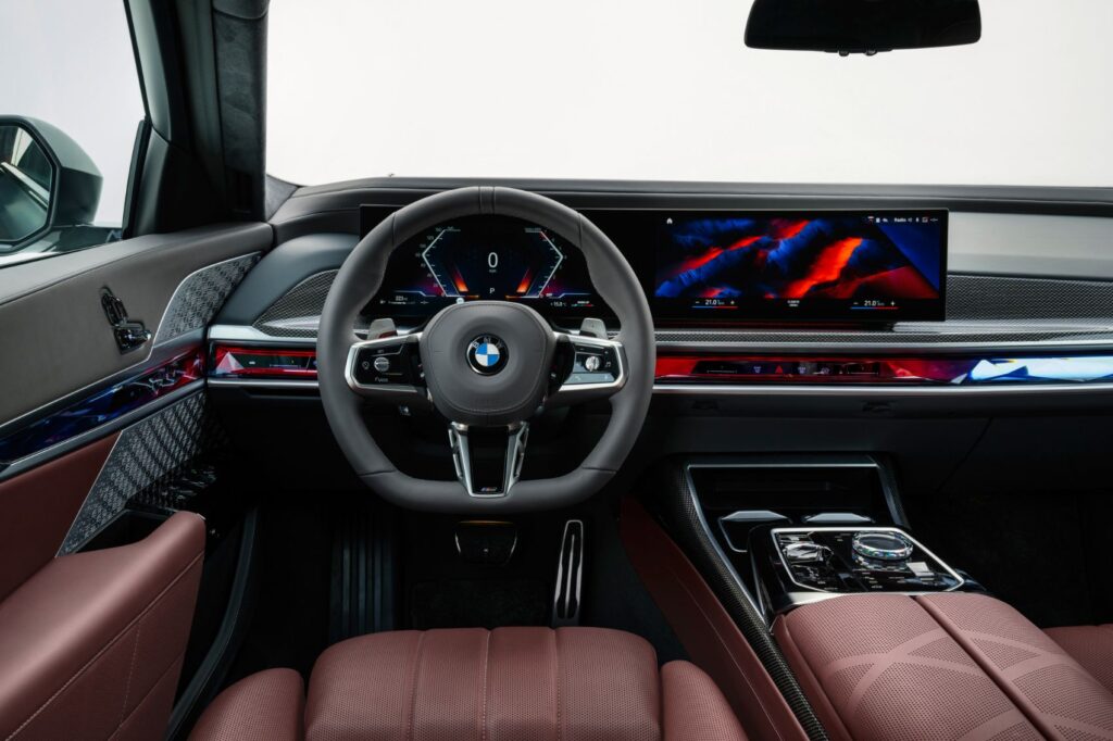 2023 BMW 7 Series interior layout