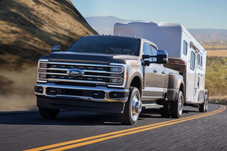 2023 Ford Super Duty 7