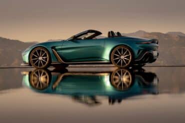 Aston Martin V12 Vantage Roadster 1